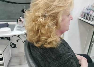 Parrucchiere donna Roma quartiere Don Bosco